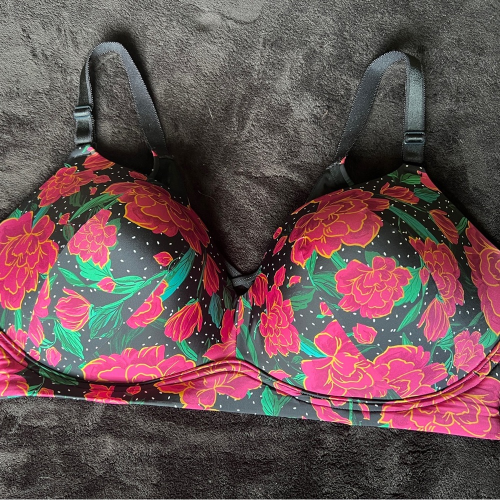 Torrid Dream Wire-free Boost Bra  46DD